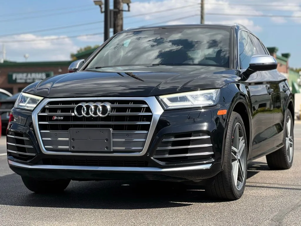 2018 Audi SQ5 Premium Plus photo 3