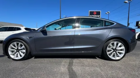 Another view of 2018 Tesla Model 3 Long Range for sale in Indianapolis, IN at AutoGiant USA Indianapolis