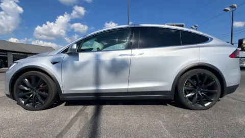 More photos of 2018 Tesla Model X 75D at AutoGiant USA Indianapolis, IN