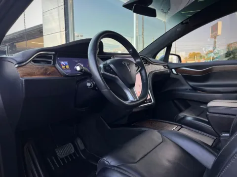 Photos of 2019 Tesla Model X Long Range for sale in Indianapolis, IN at AutoGiant USA Indianapolis