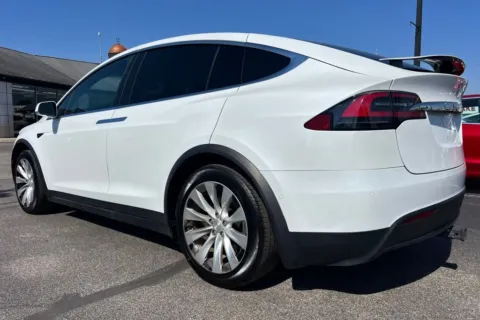 More photos of 2019 Tesla Model X Long Range at AutoGiant USA Indianapolis, IN