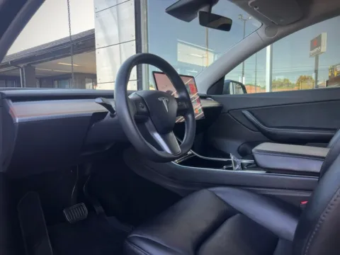 Photos of 2020 Tesla Model Y Long Range for sale in Indianapolis, IN at AutoGiant USA Indianapolis