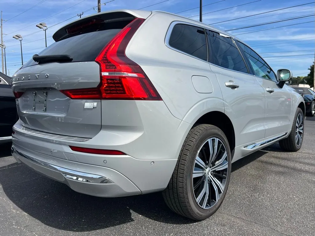 2022 Volvo XC60 Recharge T8 Inscription photo 3
