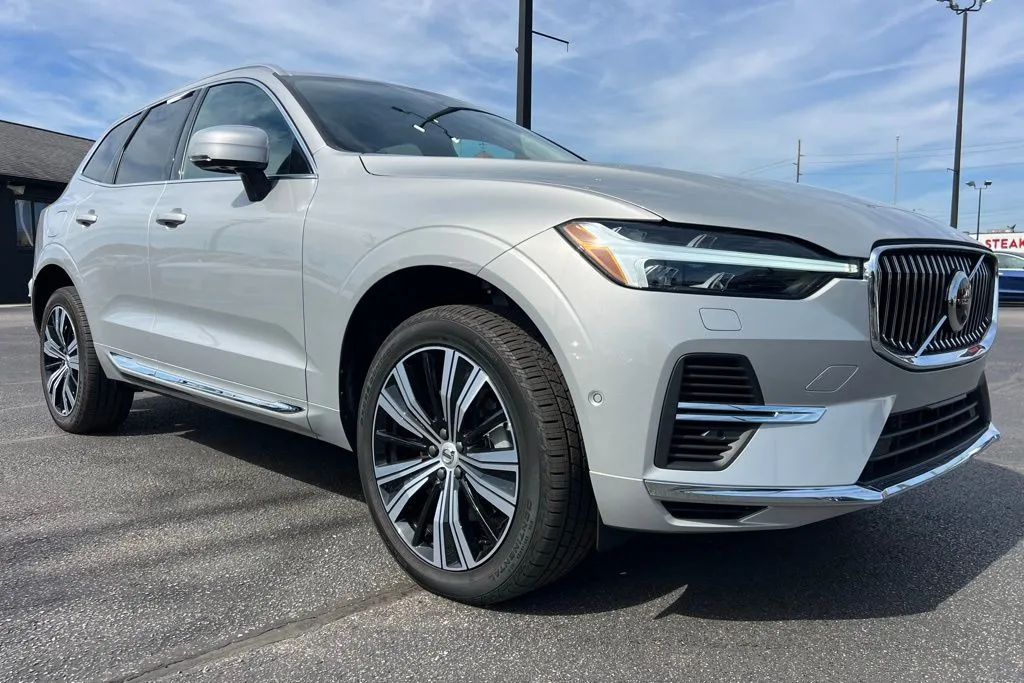 2022 Volvo XC60 Recharge T8 Inscription photo 4