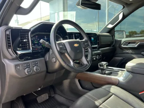 Photos of 2024 Chevrolet Silverado 1500 High Country for sale in Indianapolis, IN at AutoGiant USA Indianapolis
