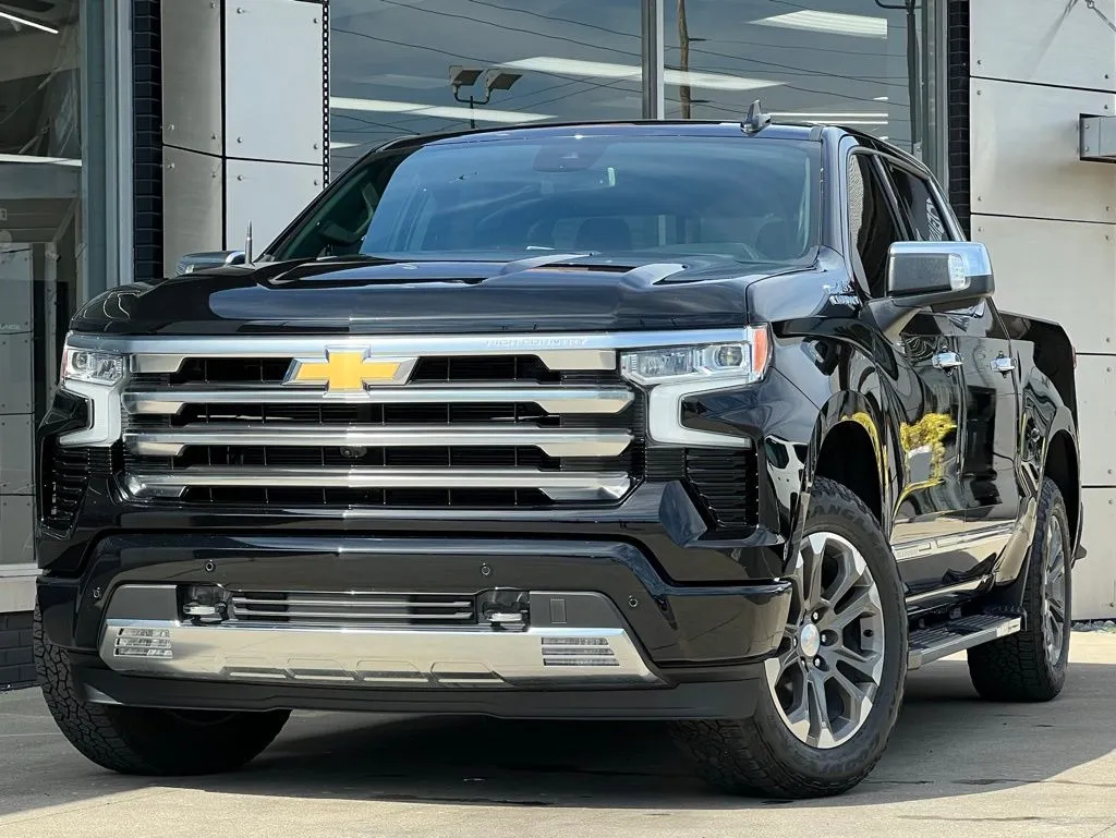 Black 2024 Chevrolet Silverado 1500 High Country for sale in Indianapolis, IN