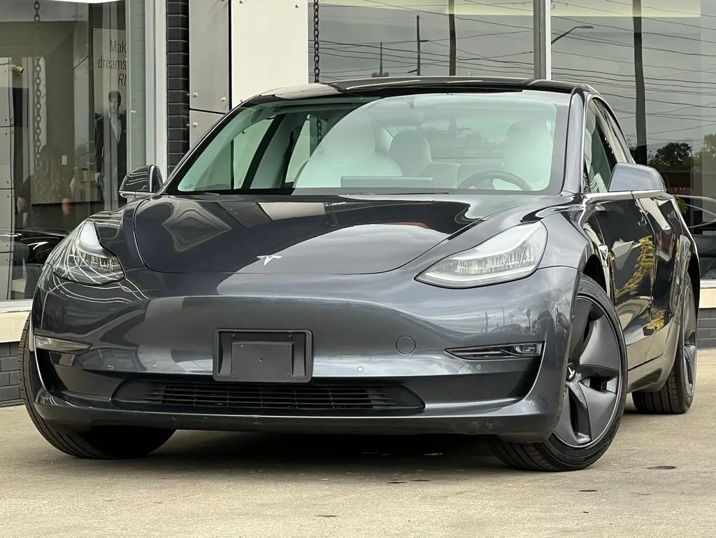 Gray 2018 Tesla Model 3 Long Range for sale in Indianapolis, IN