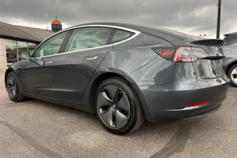 More photos of 2018 Tesla Model 3 Long Range at AutoGiant USA Indianapolis, IN