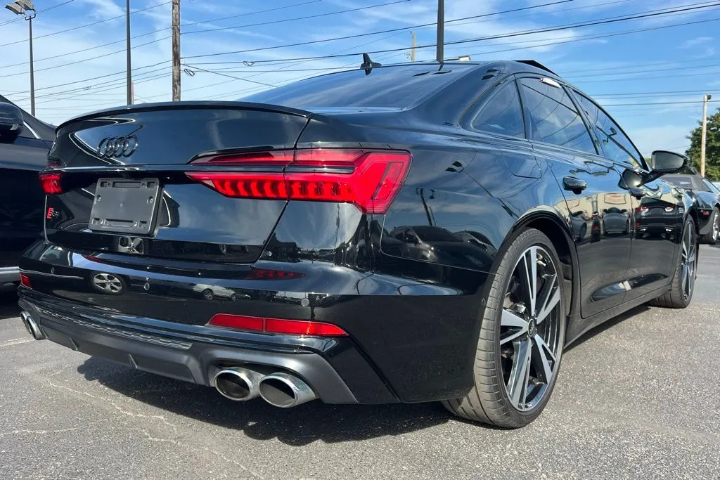 2022 Audi S6 Premium Plus photo 2