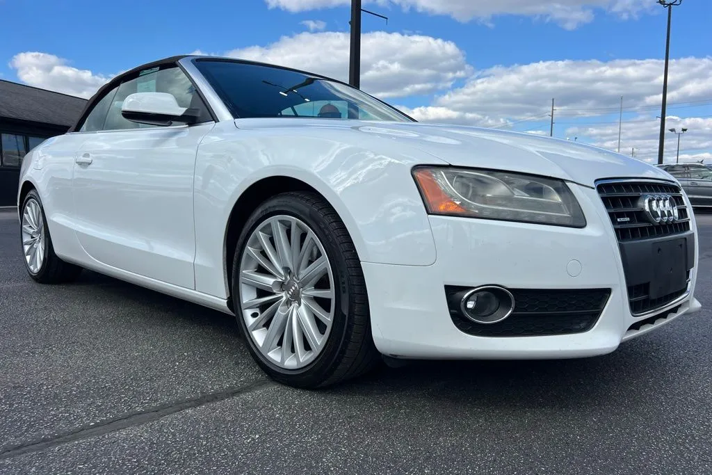 2011 Audi A5 2.0T Premium Plus photo 4