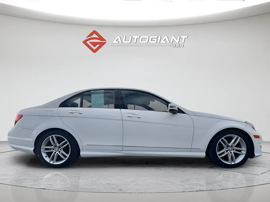 2014 Mercedes-Benz C-Class C250 Sport - Photo 9