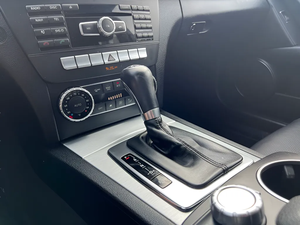 2014 Mercedes-Benz C-Class C250 Sport - Photo 43