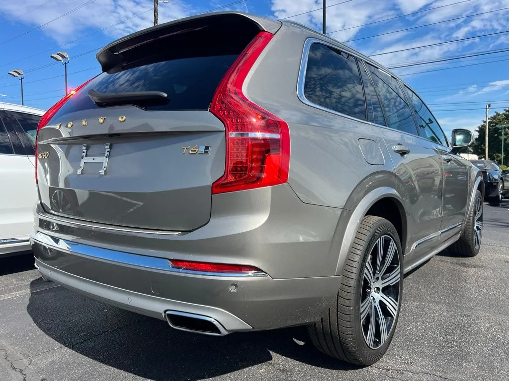 2020 Volvo XC90 T6 Inscription photo 2