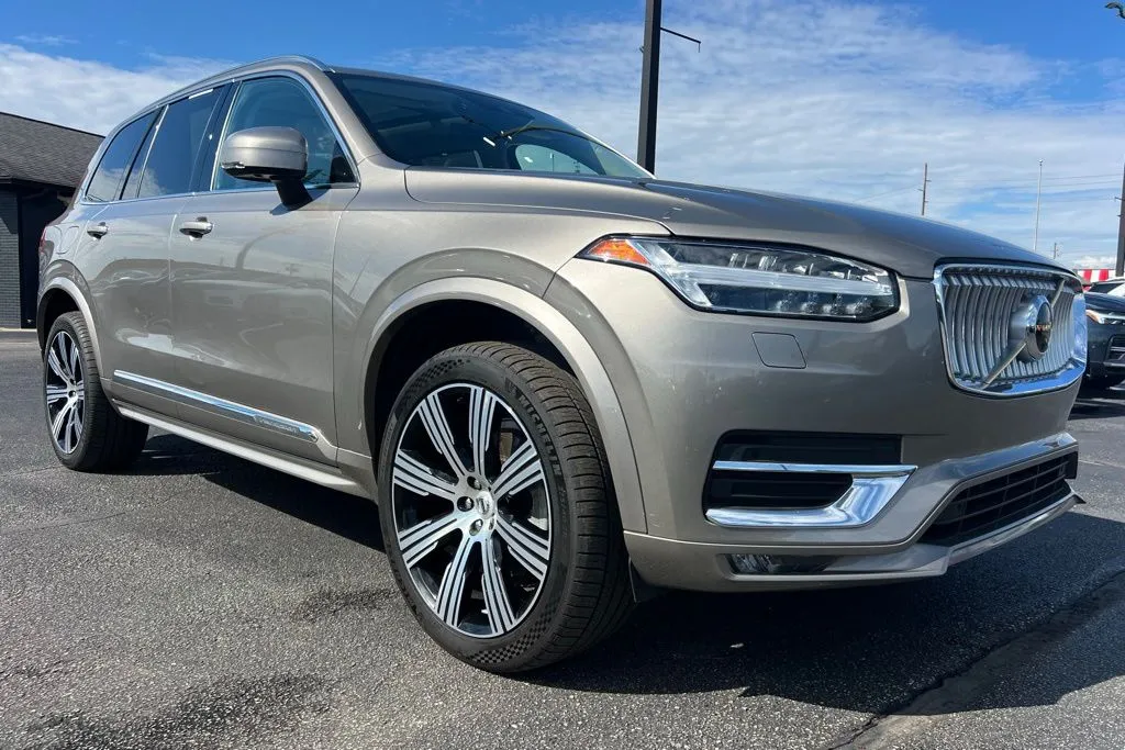 2020 Volvo XC90 T6 Inscription photo 3