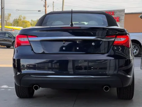 More photos of 2011 Chrysler 200 Touring at AutoGiant USA Indianapolis, IN