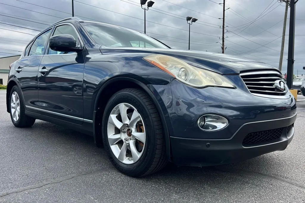 2009 Infiniti EX35 Journey photo 4