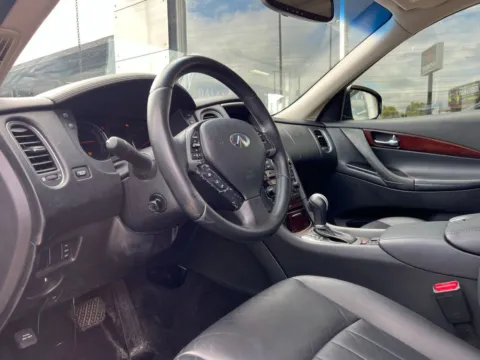 Photos of 2009 INFINITI EX35 Journey for sale in Indianapolis, IN at AutoGiant USA Indianapolis
