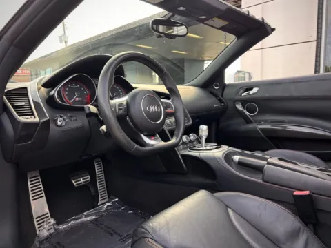 Photos of 2014 Audi R8 5.2 for sale in Indianapolis, IN at AutoGiant USA Indianapolis