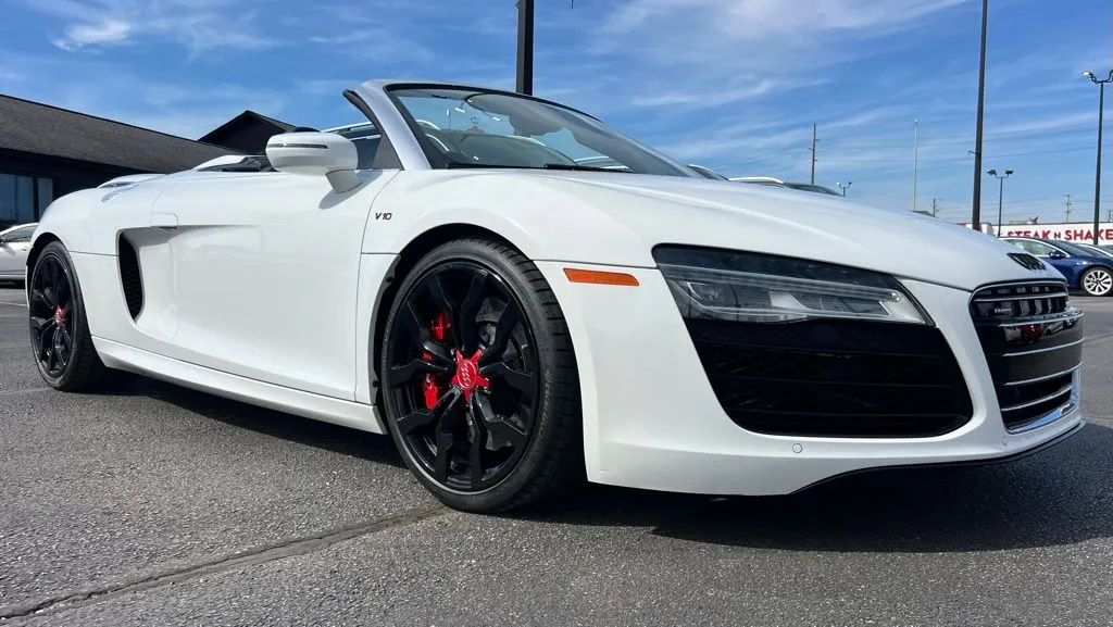 2014 Audi R8 5.2 photo 3