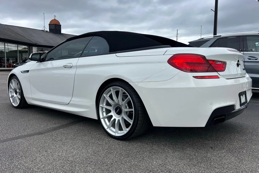 2013 Bmw 650i Convertible photo 2