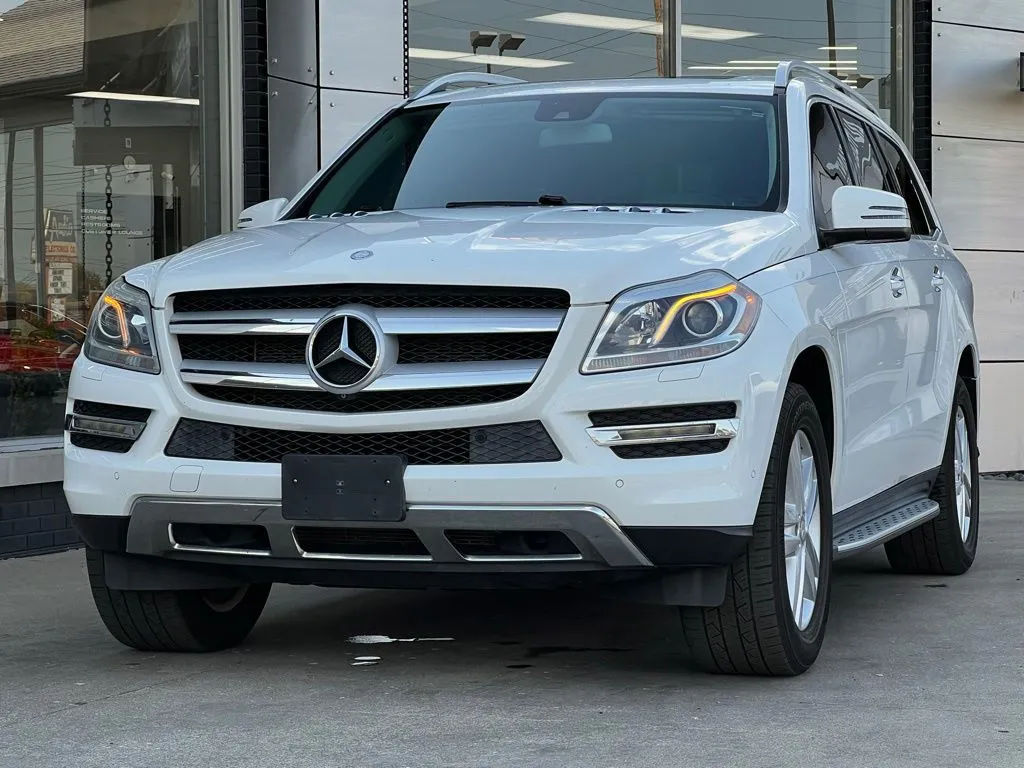 2016 Mercedes Benz GL 450 photo 2