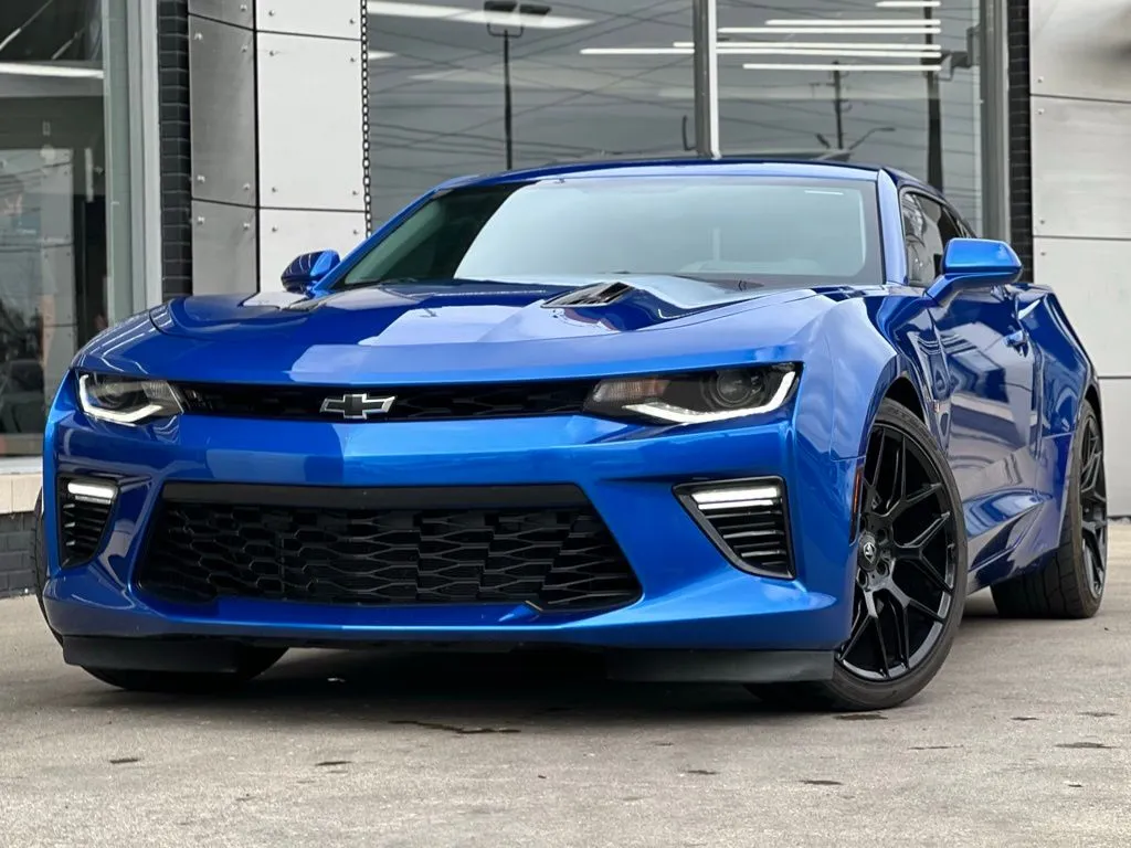 Blue 2017 Chevrolet Camaro SS for sale in Indianapolis, IN