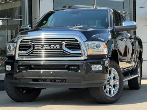 Black 2018 Ram 2500 Limited for sale in Indianapolis, IN