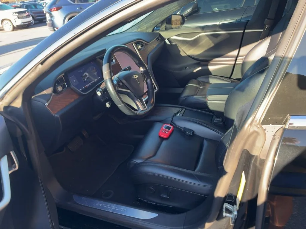 2018 Tesla Model S 75D photo 3