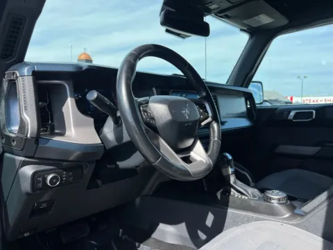 Photos of 2021 Ford Bronco Outer Banks for sale in Indianapolis, IN at AutoGiant USA Indianapolis