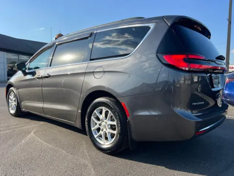 More photos of 2022 Chrysler Pacifica Touring L at AutoGiant USA Indianapolis, IN