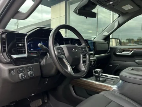 Photos of 2022 Chevrolet Silverado 1500 RST for sale in Indianapolis, IN at AutoGiant USA Indianapolis