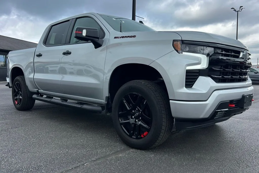 2022 Chevrolet Silverado 1500 RST photo 4
