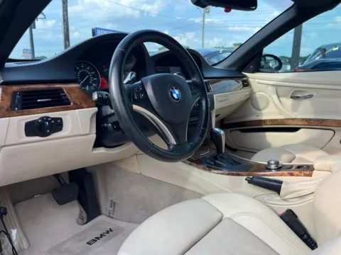 Photos of 2007 BMW 3 Series 335i for sale in Indianapolis, IN at AutoGiant USA Indianapolis