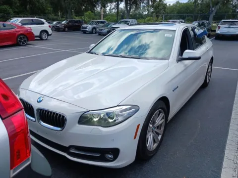 Photos of 2016 BMW 5 Series 528i for sale in Indianapolis, IN at AutoGiant USA Indianapolis