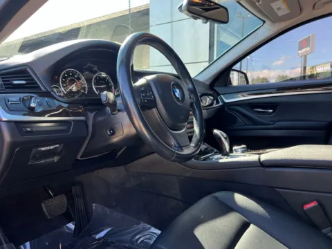 Photos of 2016 BMW 5 Series 528i for sale in Indianapolis, IN at AutoGiant USA Indianapolis