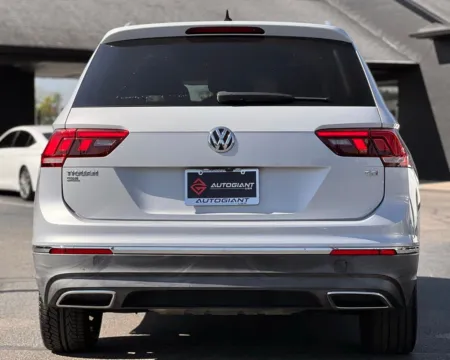 More photos of 2018 Volkswagen Tiguan 2.0T SEL at AutoGiant USA Indianapolis, IN