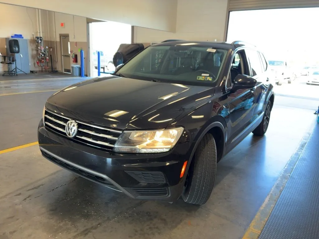 Black 2020 Volkswagen Tiguan 2.0T SE for sale in Indianapolis, IN