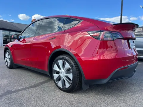 More photos of 2022 Tesla Model Y Long Range at AutoGiant USA Indianapolis, IN