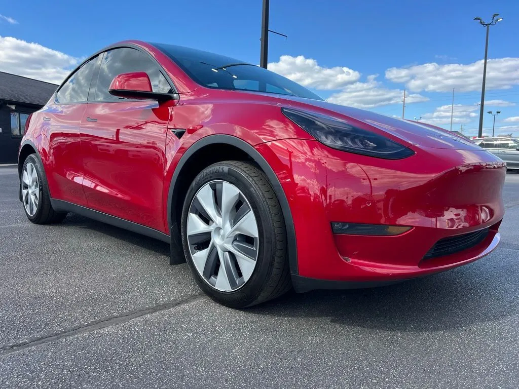 2022 Tesla Model Y Long Range photo 4