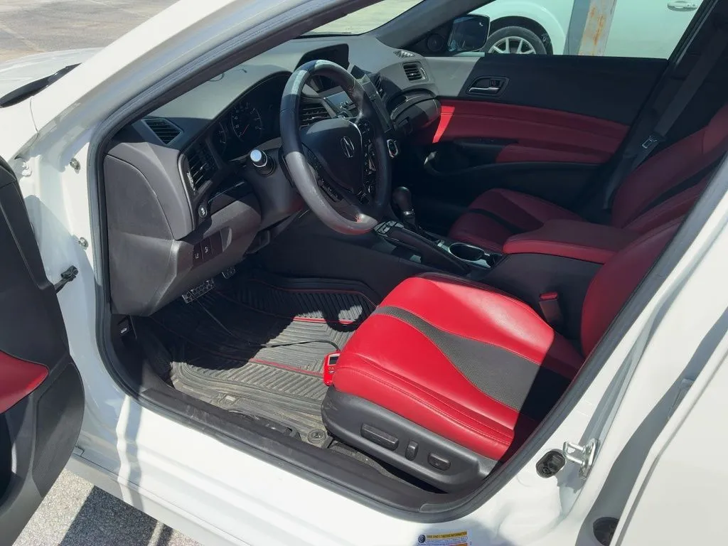 2022 Acura ILX Premium A-Spec photo 4