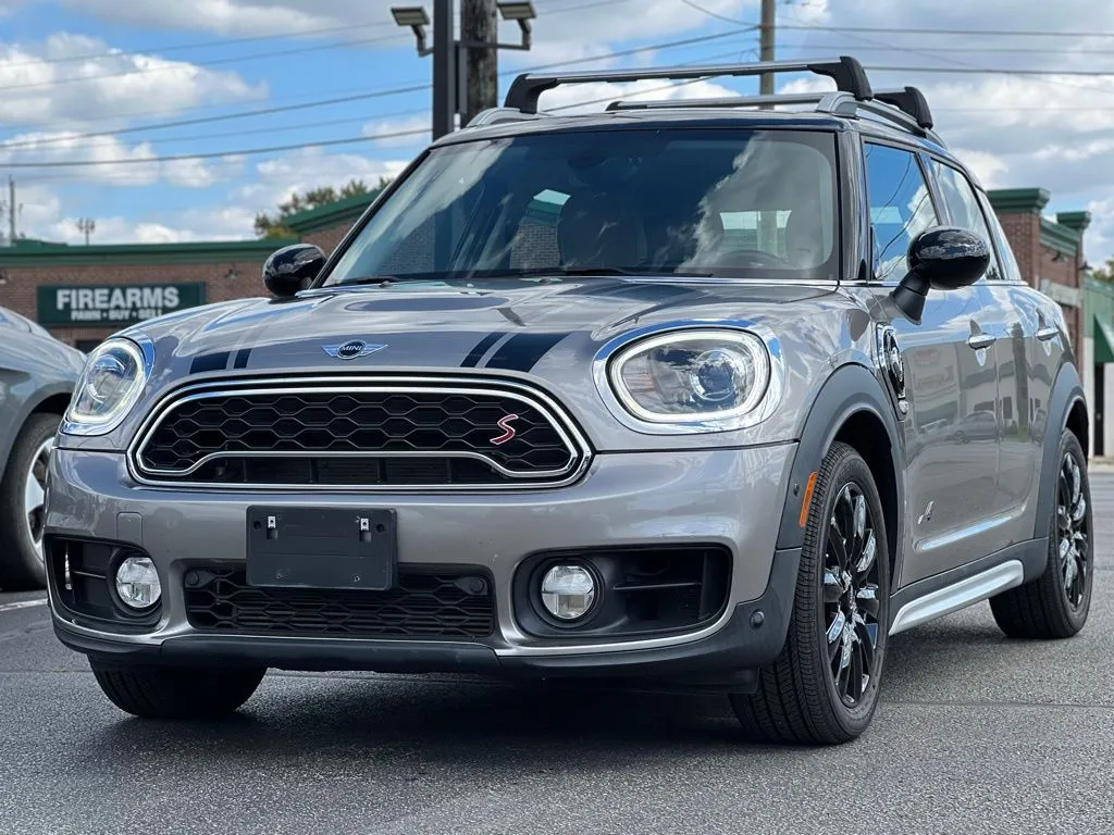 2018 Mini Cooper S E photo 4