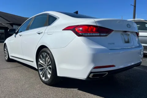More photos of 2015 Hyundai Genesis 3.8 at AutoGiant USA Indianapolis, IN