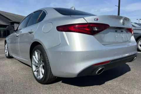 More photos of 2017 Alfa Romeo Giulia at AutoGiant USA Indianapolis, IN