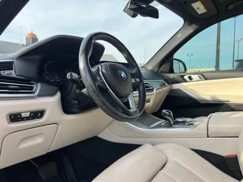 Photos of 2019 BMW X5 xDrive40i for sale in Indianapolis, IN at AutoGiant USA Indianapolis