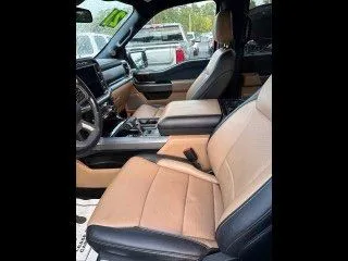 More photos of 2021 Ford F-150 Lariat at AutoGiant USA Indianapolis, IN