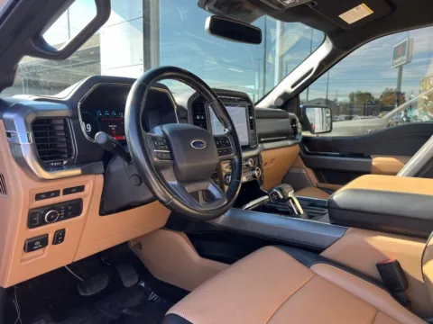 Photos of 2021 Ford F-150 Lariat for sale in Indianapolis, IN at AutoGiant USA Indianapolis