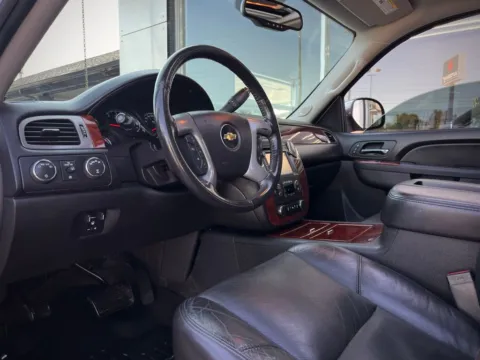 Photos of 2014 Chevrolet Tahoe LTZ for sale in Indianapolis, IN at AutoGiant USA Indianapolis