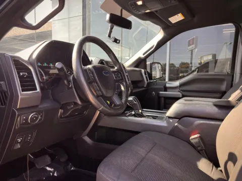 Photos of 2016 Ford F-150 XLT for sale in Indianapolis, IN at AutoGiant USA Indianapolis