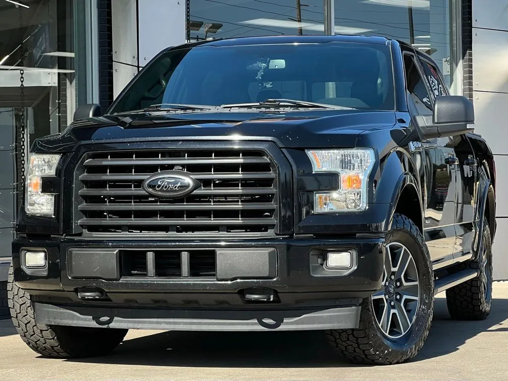 Black 2016 Ford F-150 XLT for sale in Indianapolis, IN