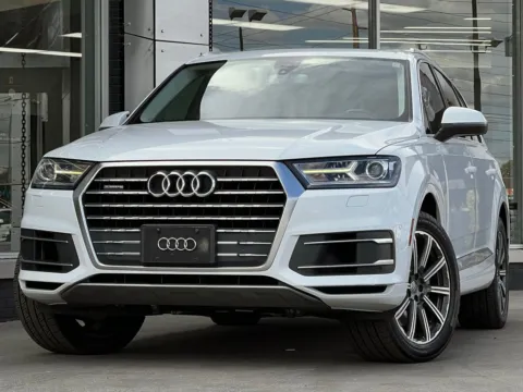 White 2017 Audi Q7 3.0T Premium Plus for sale in Indianapolis, IN